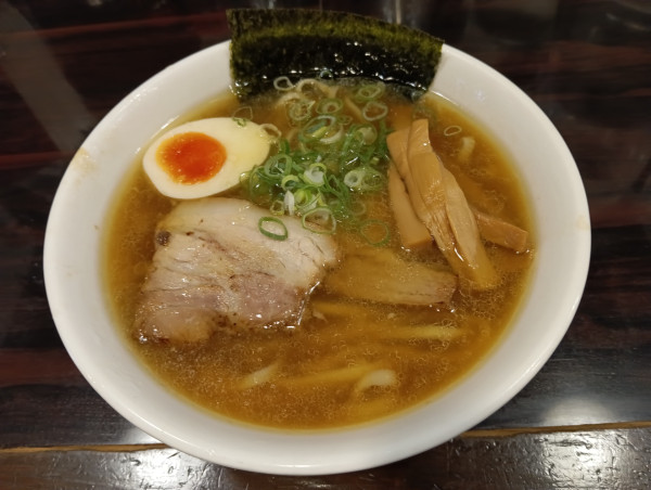 「中華そば・平打ち麺(¥850)」@麺や 心楽の写真
