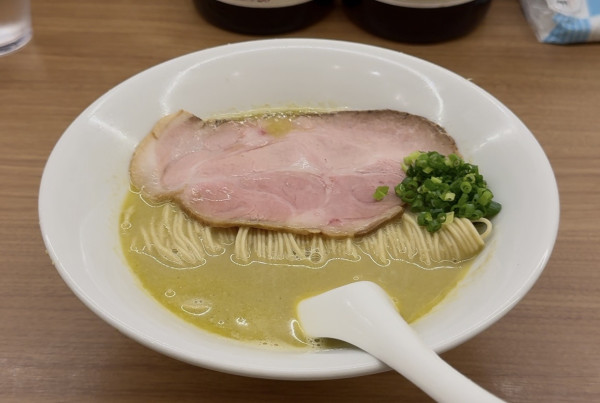 「牡蠣蕎麦 ¥1200」@中華蕎麦 左とうの写真