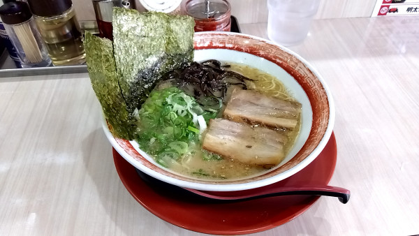 「白とんこつ（７３０円）」@博多ラーメン いち福の写真