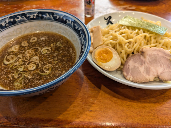 「特選醤油つけ麺(1050円)」@らあめん美春の写真