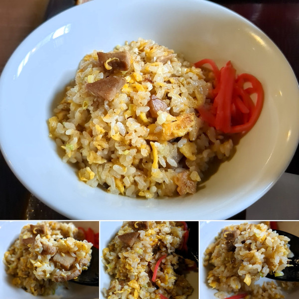 「半炒飯(長崎ちゃんぽんとのセット)　1100円」@モツ兵衛 御徒町店の写真