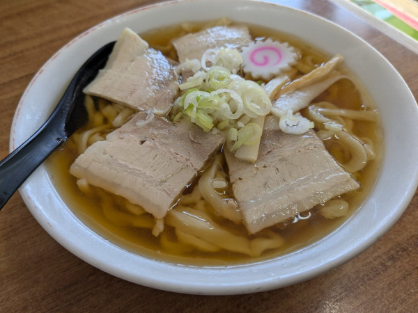 「極太手打ちチャーシュー麺720円」@食堂なまえの写真