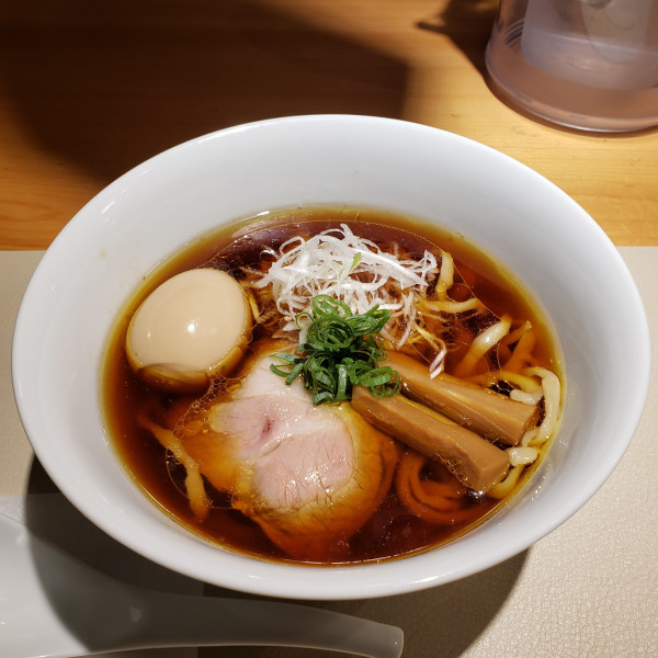 「味玉醤油らーめん　1500円」@燎の写真