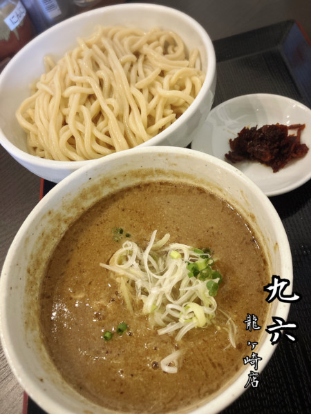 「濃厚鶏魚介つけそば¥1000」@つけそば九六 龍ケ崎店の写真