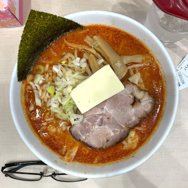 「味噌オロチョンラーメン 10倍 バター」@北海道ラーメン 赤レンガ 鶴見店の写真