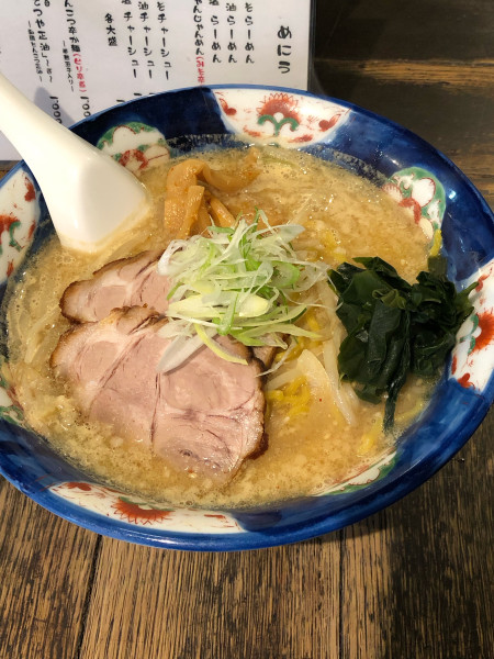 「みそらーめん大盛」@らーめん てつや 南7条本店の写真