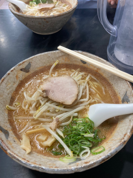 「みそラーメン　900円」@八龍 松原店の写真