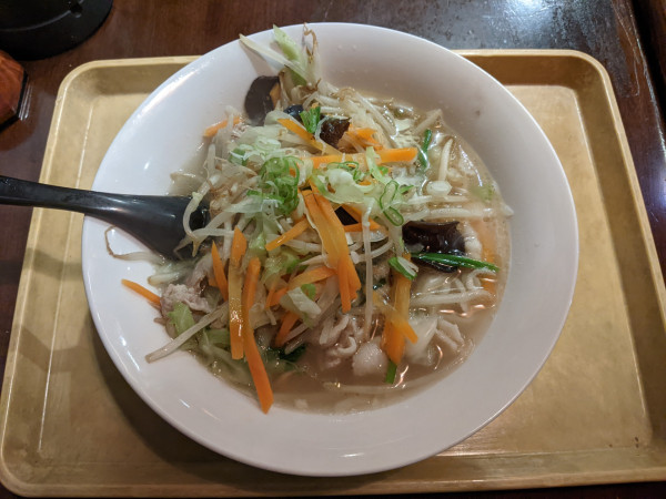 「野菜タンメン：700円→600円（13時以降は100円引き）」@台湾小皿料理 ふかひれ屋の写真