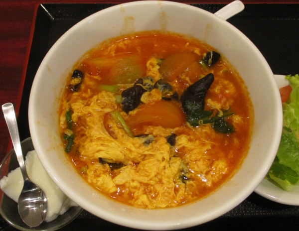 「ハルピントマト麺(汁あり)1100円」@創作中華料理 Private Kitchen 1833の写真