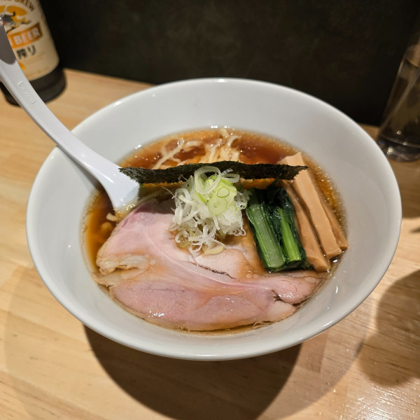 「手もみ中華そば（醤油）」@麦処 八と丁の写真