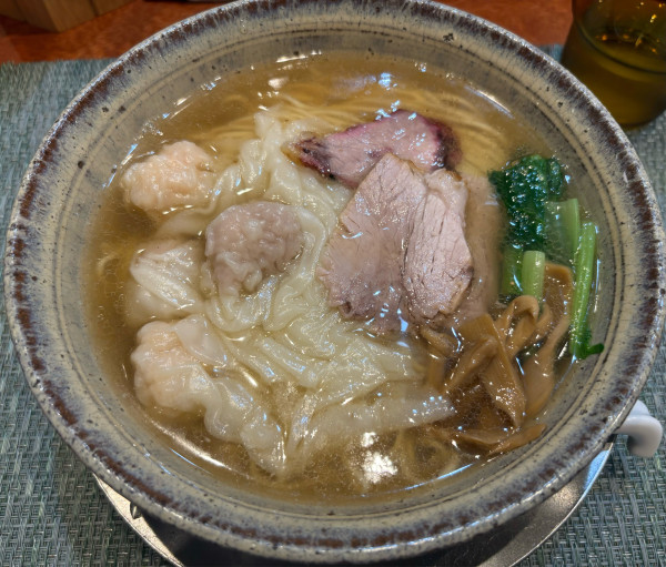 「ワンタン塩らーめん大盛」@らーめん 梶原の写真