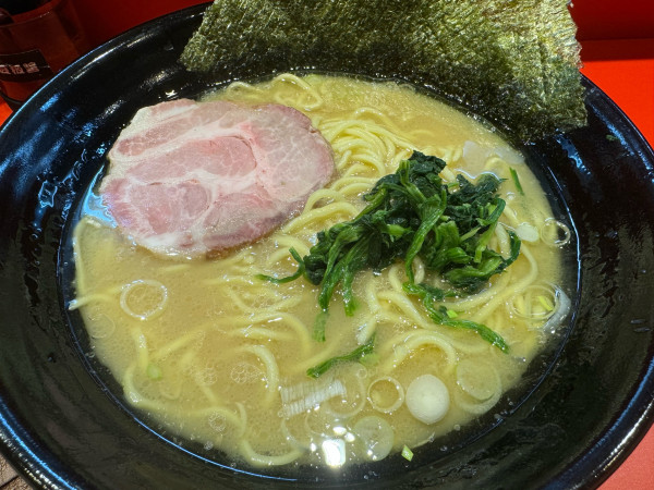 「塩ラーメン」@横浜ラーメン 徳栄家の写真