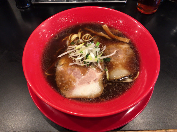 「魚介ブラック（750円）」@ラーメン NewYork × NewYorkの写真