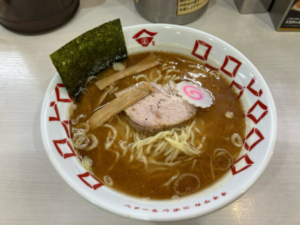 「煮干しラーメン」@煮干しらーめん 玉五郎 阪急三番街店の写真