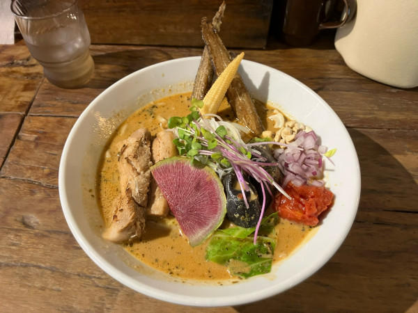 「スパイスラーメン」@スパイスラーメン 点と線. 下北沢店の写真