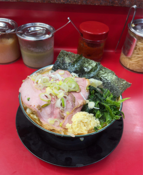 「チャーシューメン 野菜」@家系ラーメン 王道 いしいの写真