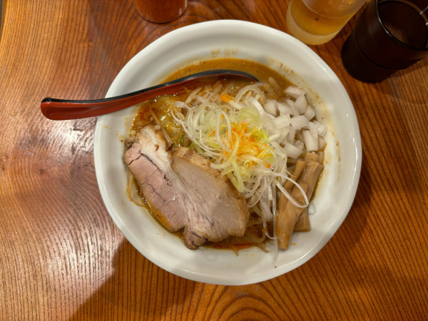「辛味噌ラーメン（940）」@萬馬軒 新宿西口店の写真