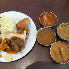 ニルワナム 銀座店の画像