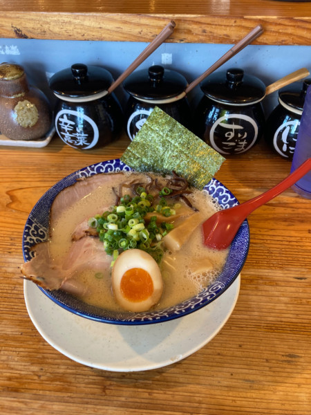 「全部のせ800円」@博多ラーメン 鶴亀堂 安城店の写真