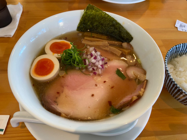 「特製芳醇煮干し(塩)(1330円)」@自家製ラーメン アイリーの写真