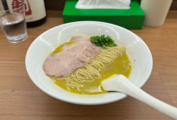 「牡蠣蕎麦 ¥1200」@中華蕎麦 左とうの写真