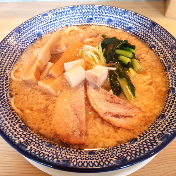 「こってり醤油らぁ麺（￥900）＋メンマ（￥150）」@らぁ麺 よね良の写真