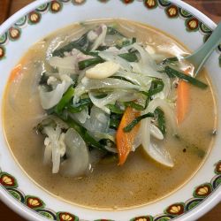 スタミナ麺(野菜多め) 1060円