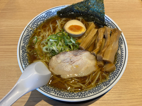 「大盛熟成醤油ラーメン　メンマ1012円」@丸源ラーメン 与野公園店の写真