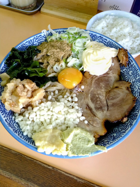 「冷やしたぬき黒鷲麺バージョン」@NEW Akkeyラーメンの写真