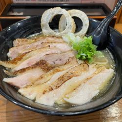 プレミアム鶏塩ラーメン