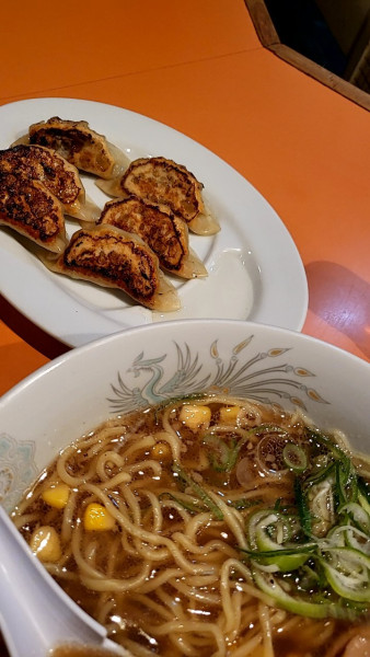 「ラーメン 餃子」@ラーメン玉福の写真
