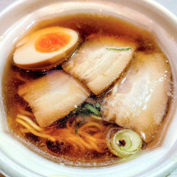 「焼豚増量 特製しょう油ラーメン」@はまGO！ 天王洲アイル店の写真