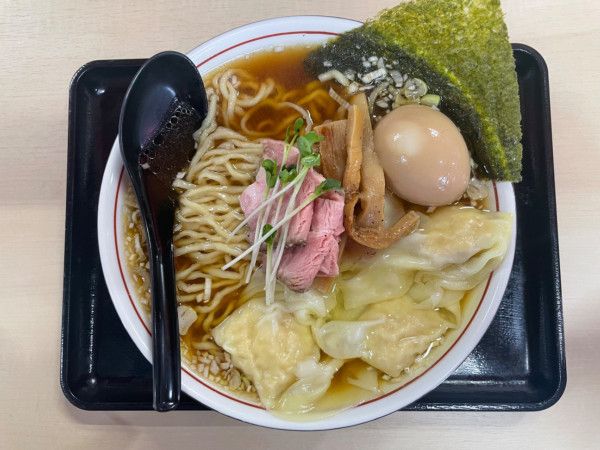 「特製中華そば ¥1180 ランチタイム大盛無料」@手揉み中華そば いしまの写真