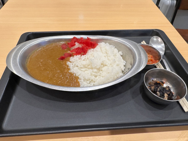 「ラッキーカレー（中盛・220g・中辛）580円」@ラッキー食堂ぐんま軒の写真