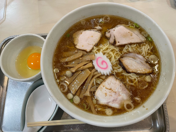 「中華麺(生卵付き)¥1,230」@永福町大勝軒の写真