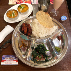 エベレストキッチン 中山店の画像