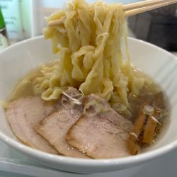会津山塩らぁ麺(極太ちぢれ麺)850円＋冷酒600円×2本