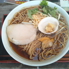 ラーメン ウミノイロの画像