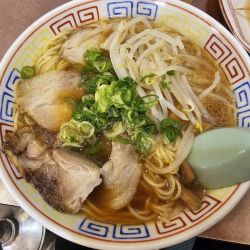 中華そば　850円