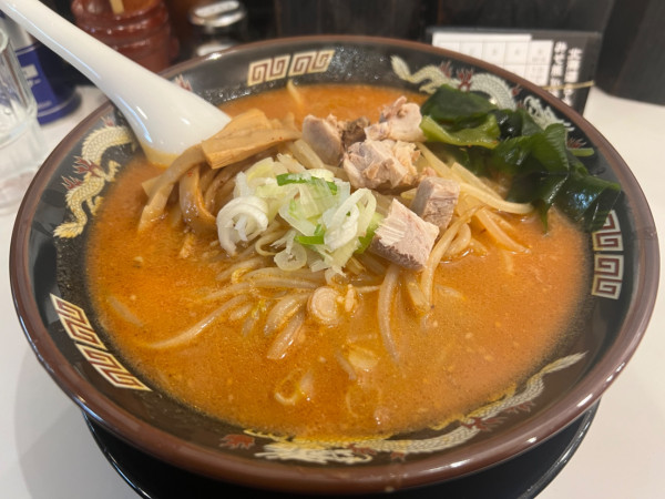 「辛味噌らーめん」@北海道らーめん みそ熊 新橋店の写真