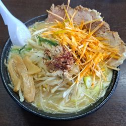 味噌ラーメン太麺850円