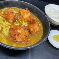 からあげカレーラーメン ¥1,200 半ライス ¥150