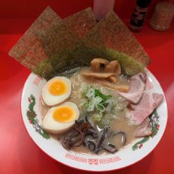 ラーメン　全部のせ