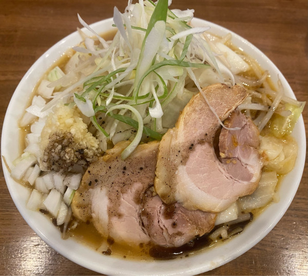 「ごつ盛り醤油　980円」@麺匠 新の写真