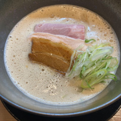 小麦と焼きあご すぐれの画像