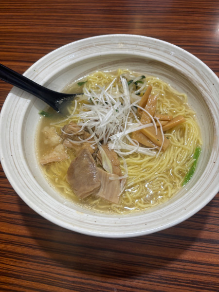 「塩もつそば」@もつの屋の写真