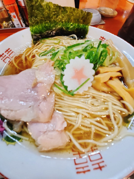 「あっさりラーメン」@まぐちゃんラーメン 響が丘店の写真