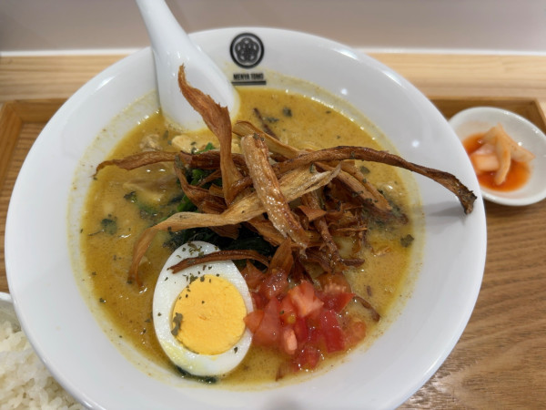 「白蓮」@麺屋 智 室蘭店の写真