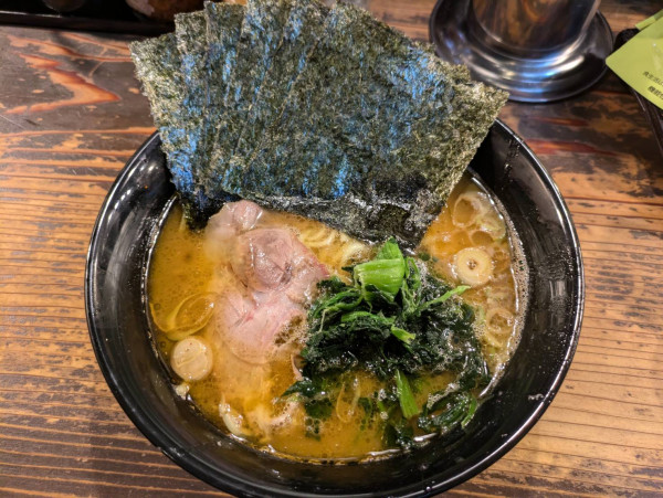 「ラーメン+のり」@家系ラーメン クックらの写真