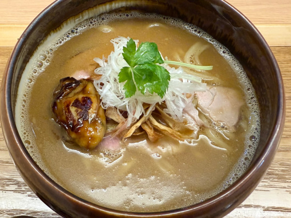 「広島県産牡蠣味噌らぁめん」@柳橋さんりょうの写真